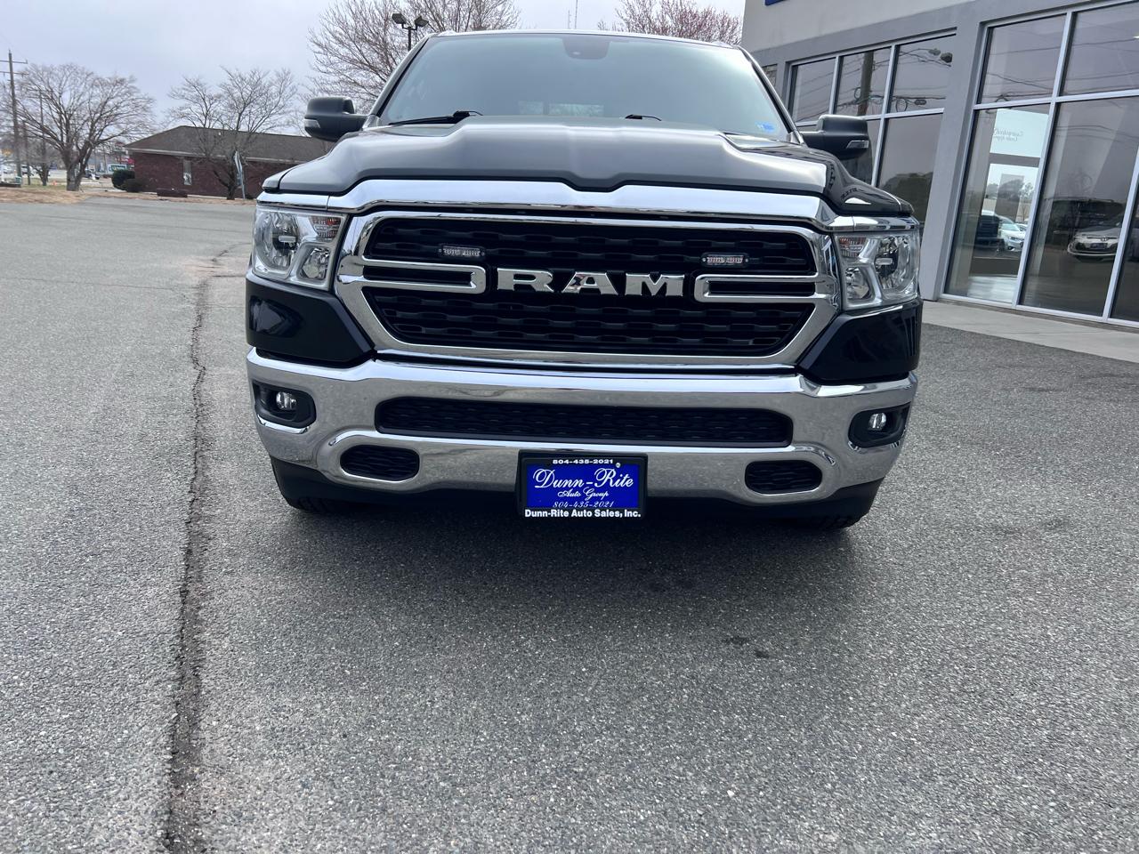 RAM 1500 Lone Star 4x4 Crew Cab 5'7" Box 2023