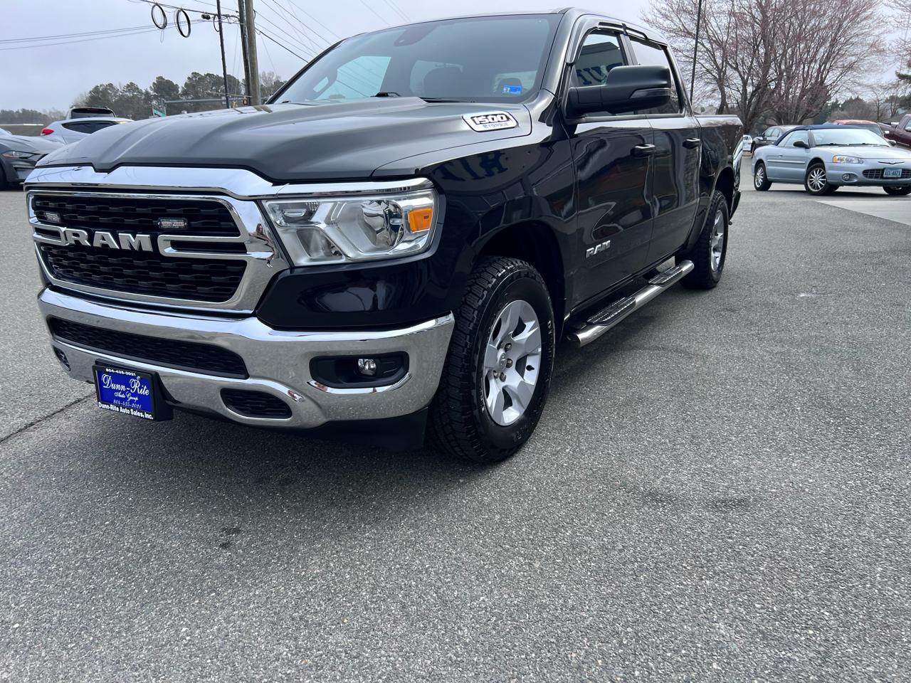 RAM 1500 Lone Star 4x4 Crew Cab 5'7" Box 2023