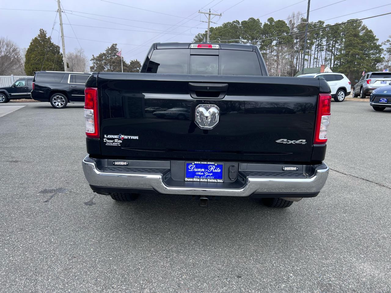 RAM 1500 Lone Star 4x4 Crew Cab 5'7" Box 2023