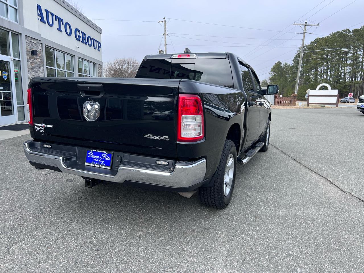 RAM 1500 Lone Star 4x4 Crew Cab 5'7" Box 2023