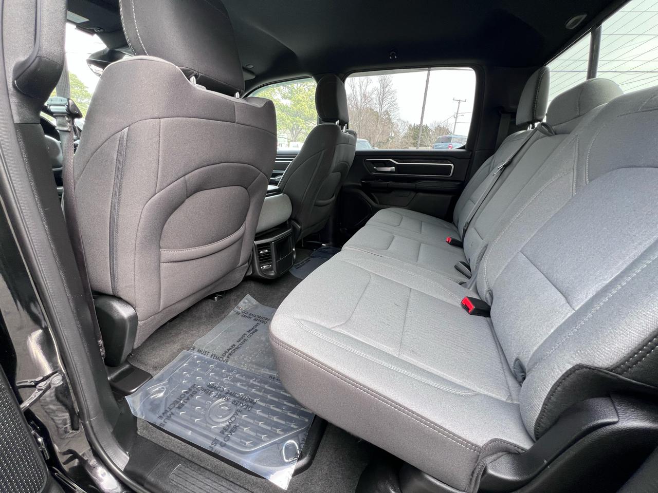 RAM 1500 Lone Star 4x4 Crew Cab 5'7" Box 2023