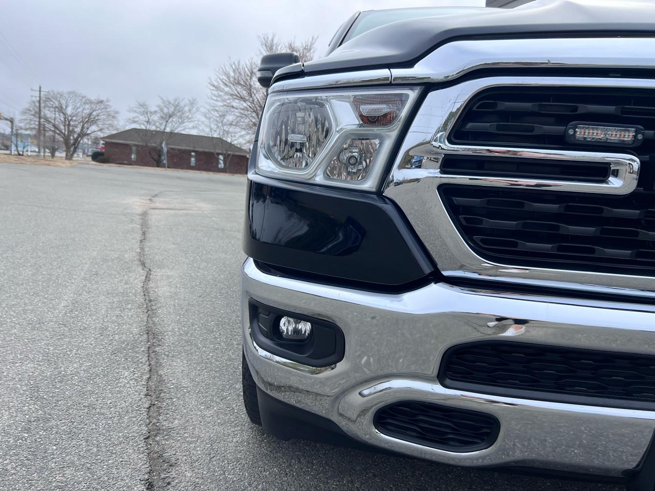 RAM 1500 Lone Star 4x4 Crew Cab 5'7" Box 2023