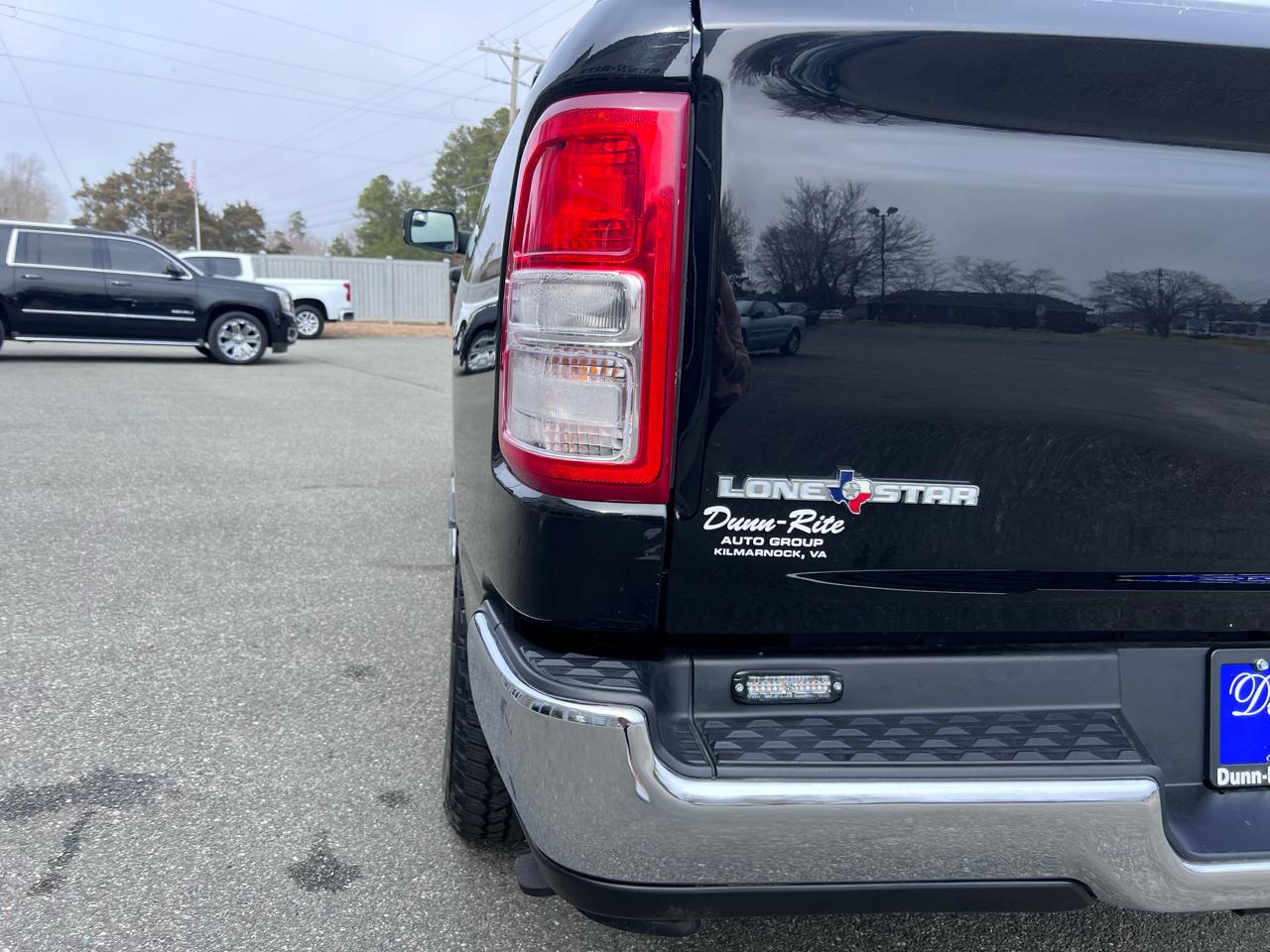 RAM 1500 Lone Star 4x4 Crew Cab 5'7" Box 2023