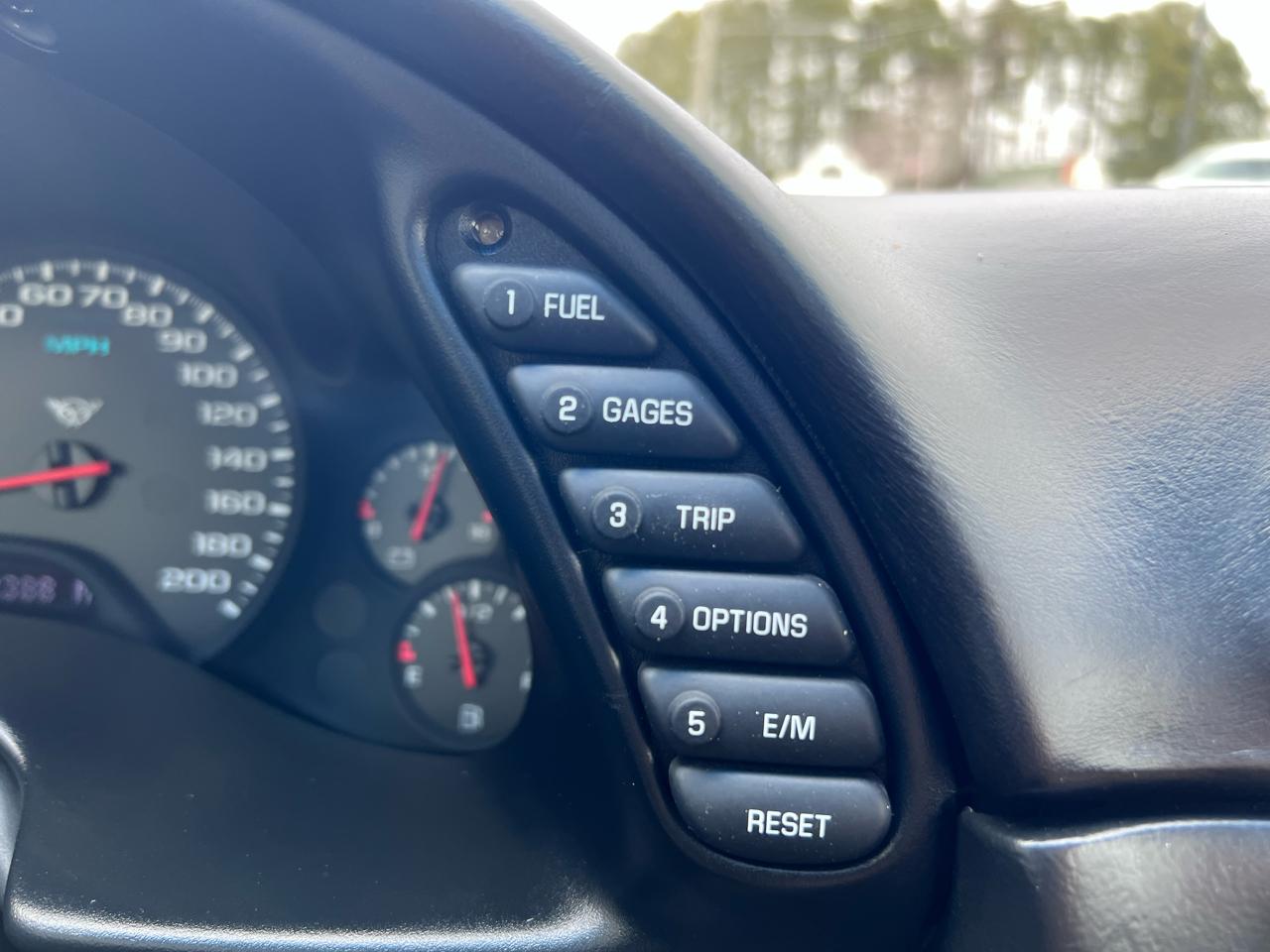 Chevrolet Corvette 2dr Cpe 2001