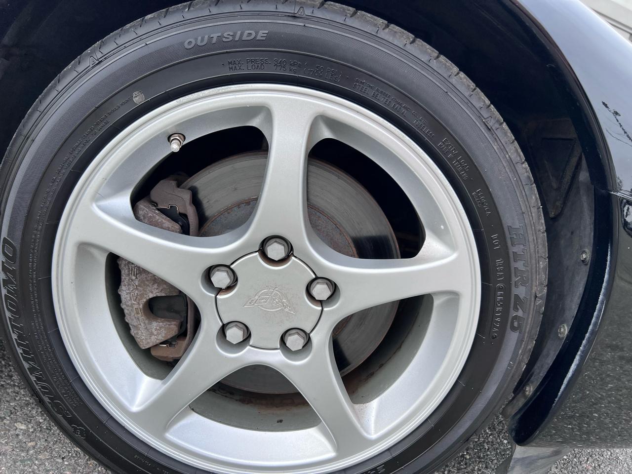 Chevrolet Corvette 2dr Cpe 2001