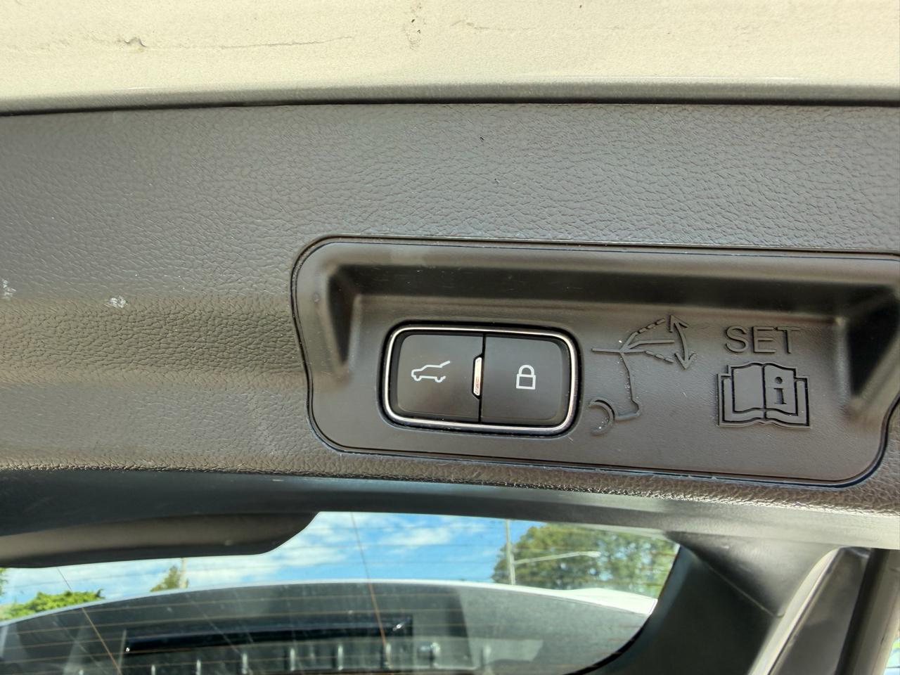 Ford Explorer XLT 4WD 2020