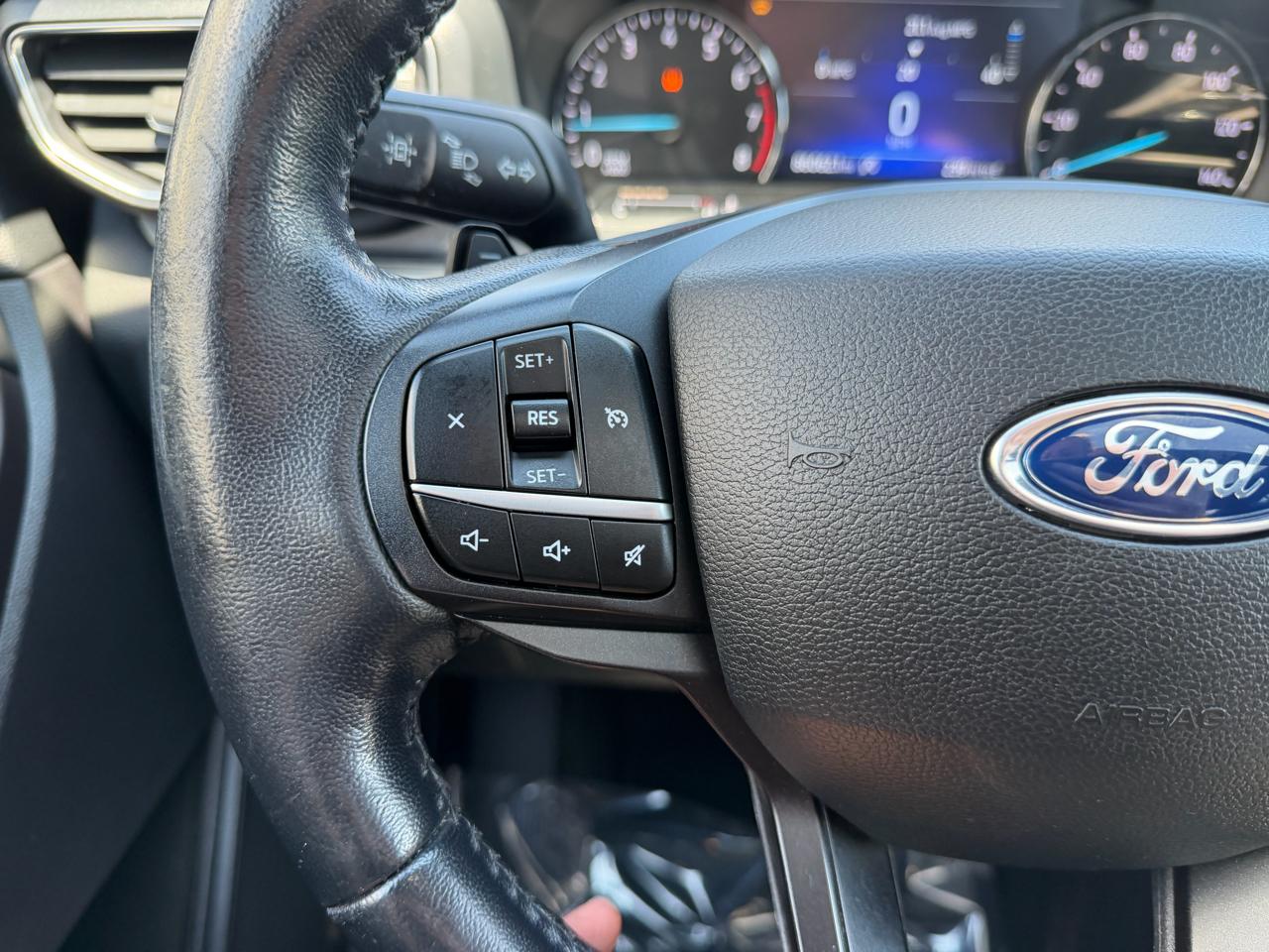 Ford Explorer XLT 4WD 2020