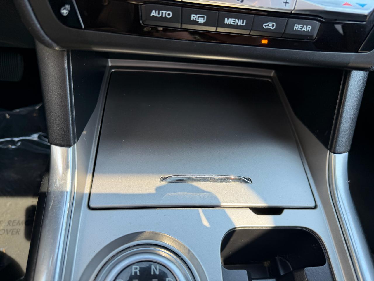 Ford Explorer XLT 4WD 2020