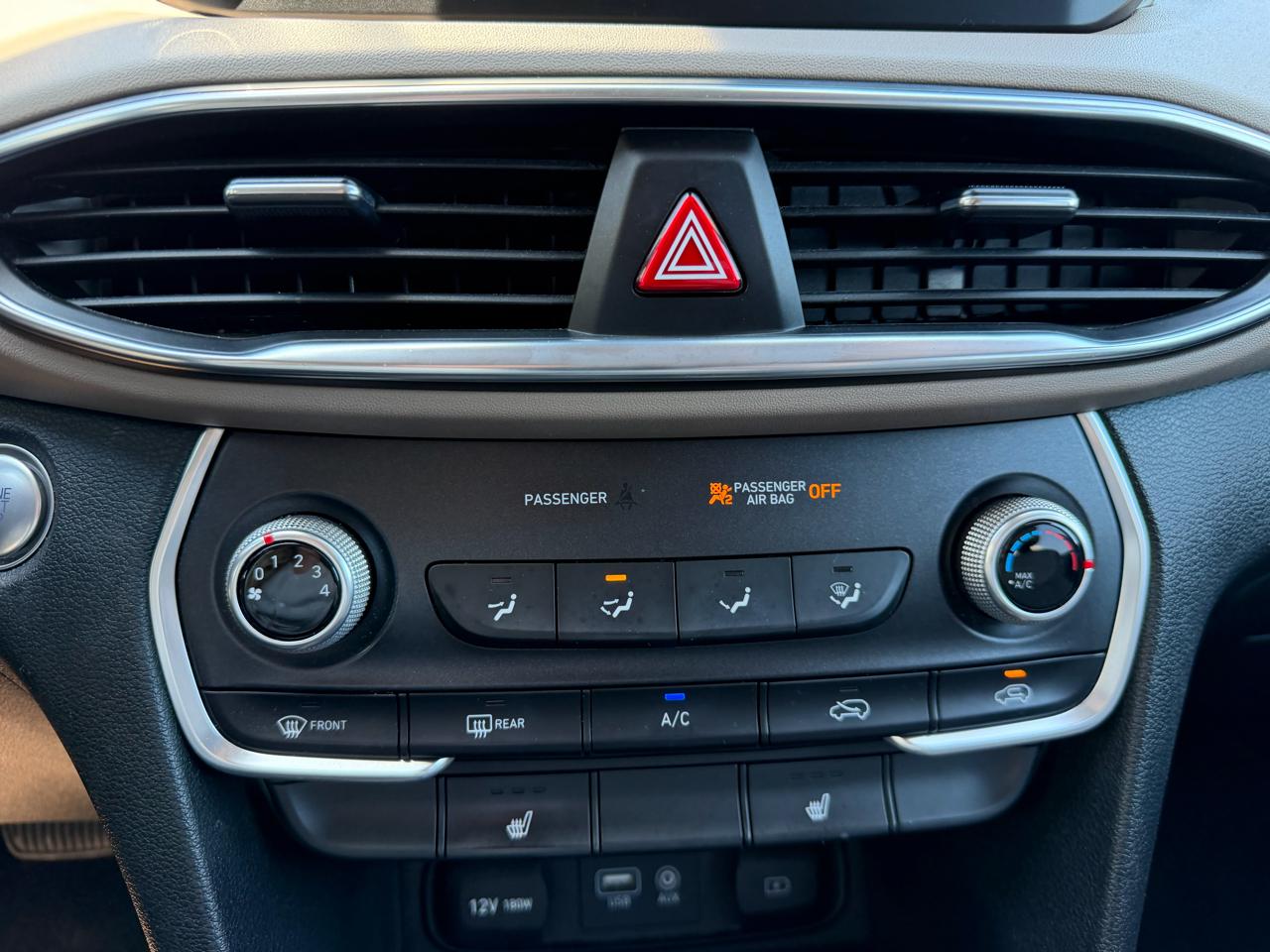 Hyundai Santa Fe SEL 2.4L Auto AWD 2020