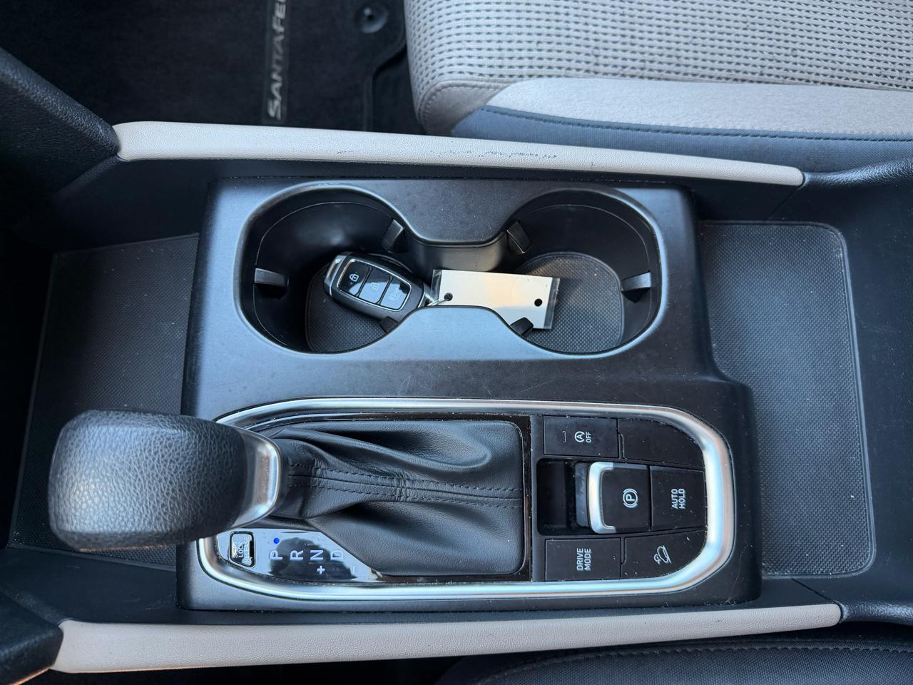 Hyundai Santa Fe SEL 2.4L Auto AWD 2020