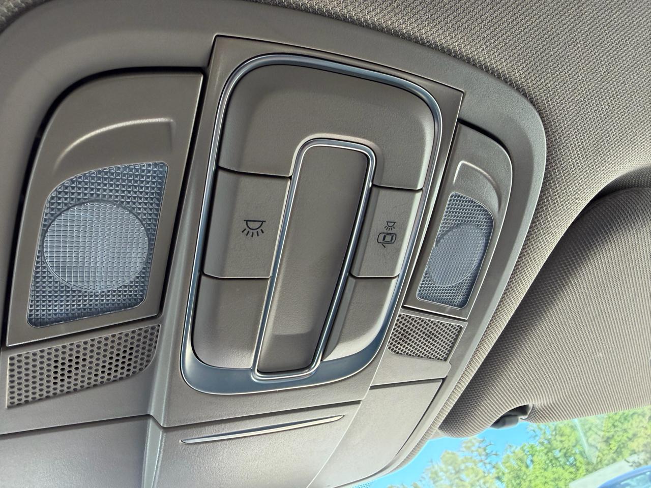 Hyundai Santa Fe SEL 2.4L Auto AWD 2020