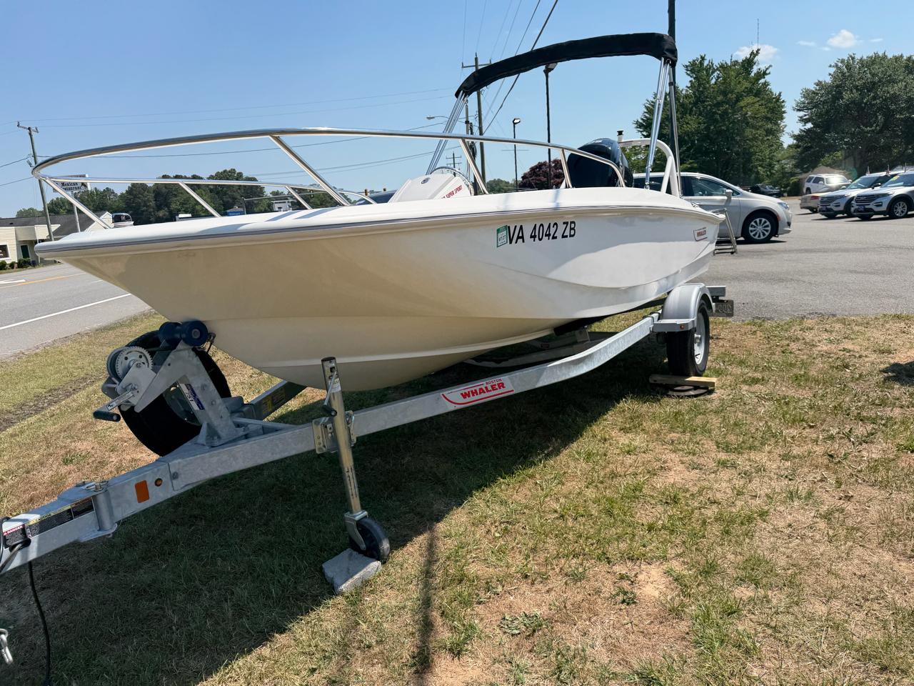Boston Whaler Super Sport  2024