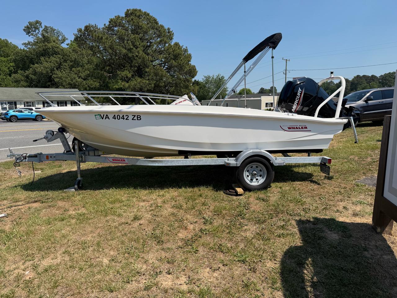Boston Whaler Super Sport  2024