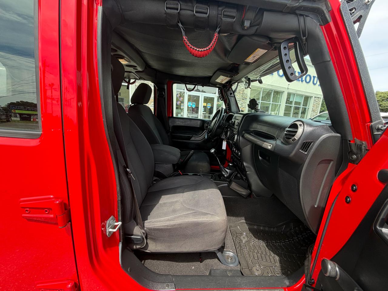 Jeep Wrangler Unlimited 4WD 4dr Sport 2016