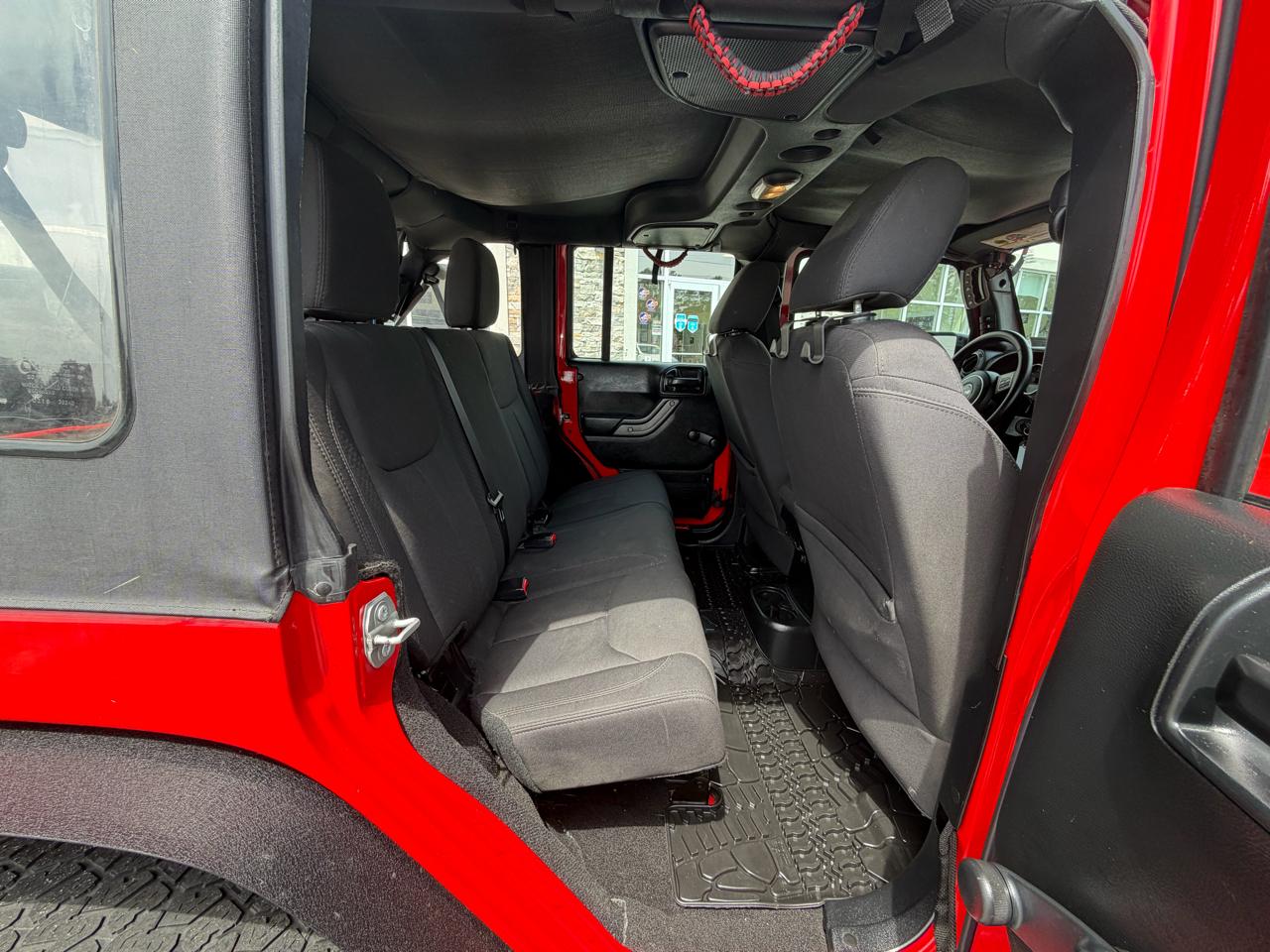 Jeep Wrangler Unlimited 4WD 4dr Sport 2016