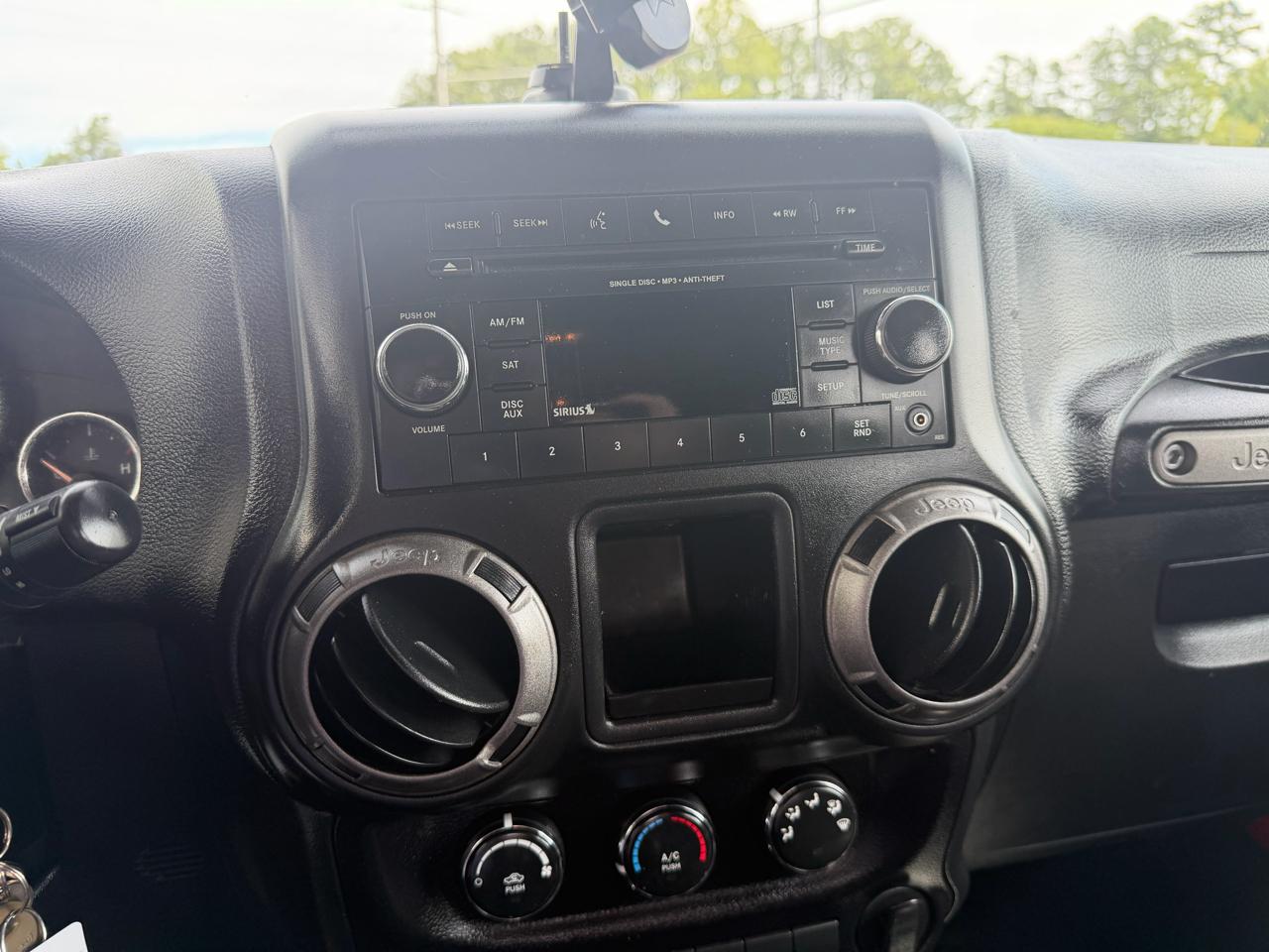 Jeep Wrangler Unlimited 4WD 4dr Sport 2016