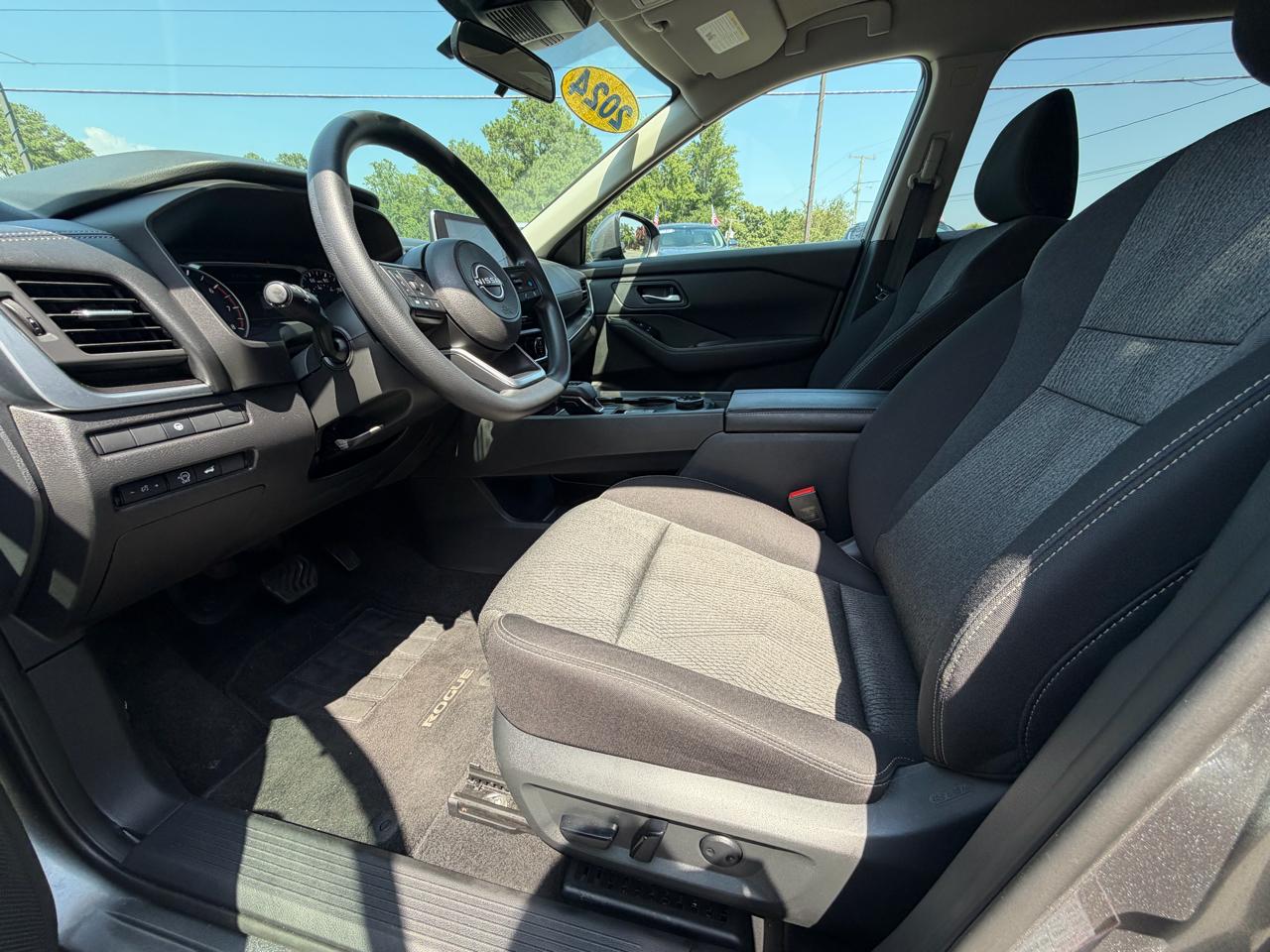 Nissan Rogue AWD SV 2024