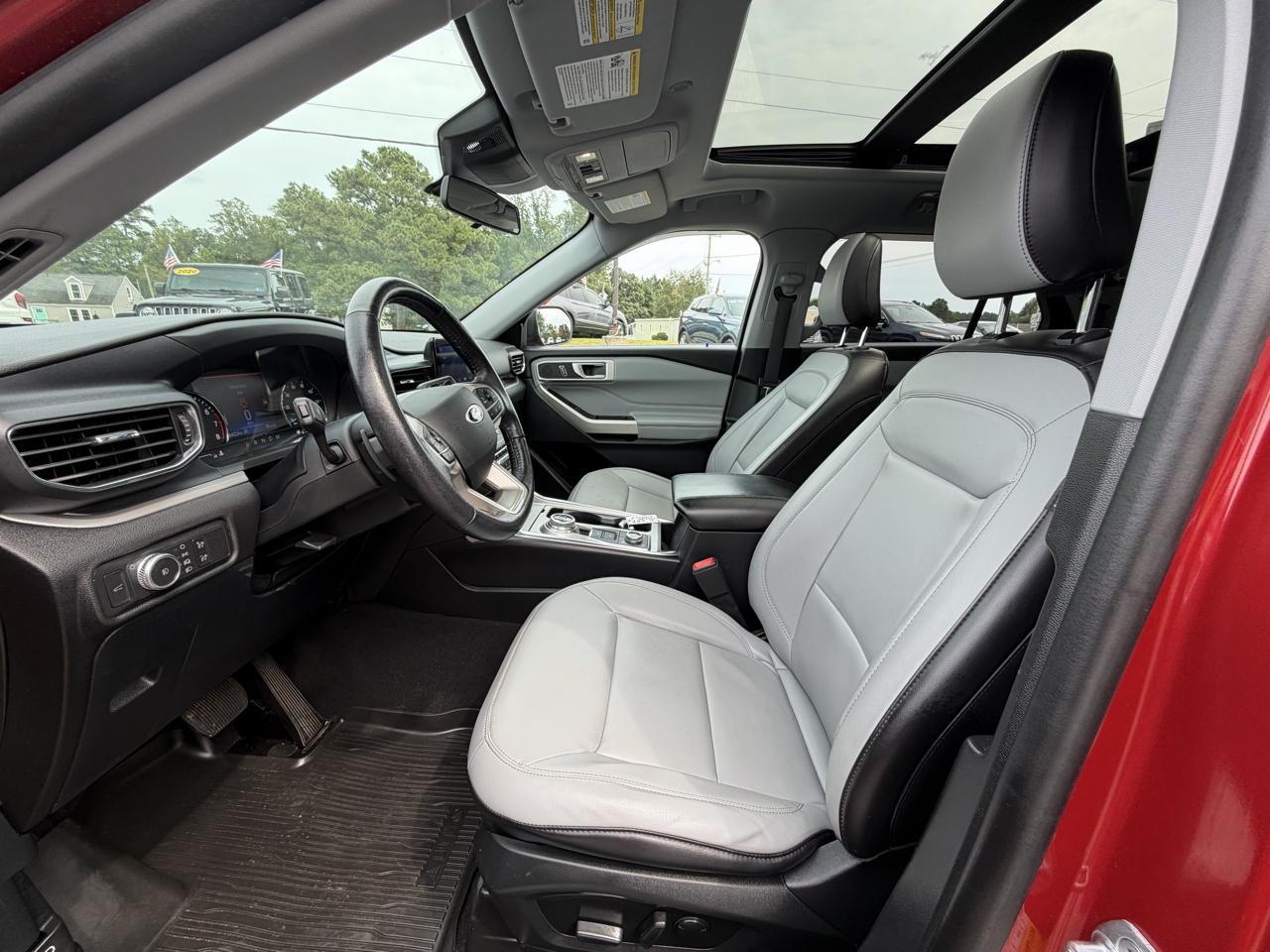 Ford Explorer XLT 4WD 2021