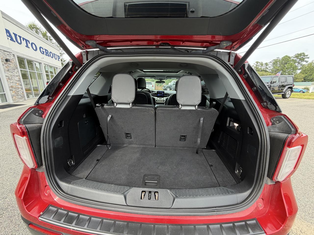 Ford Explorer XLT 4WD 2021