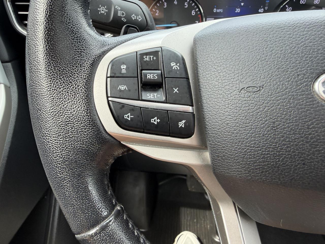 Ford Explorer XLT 4WD 2021