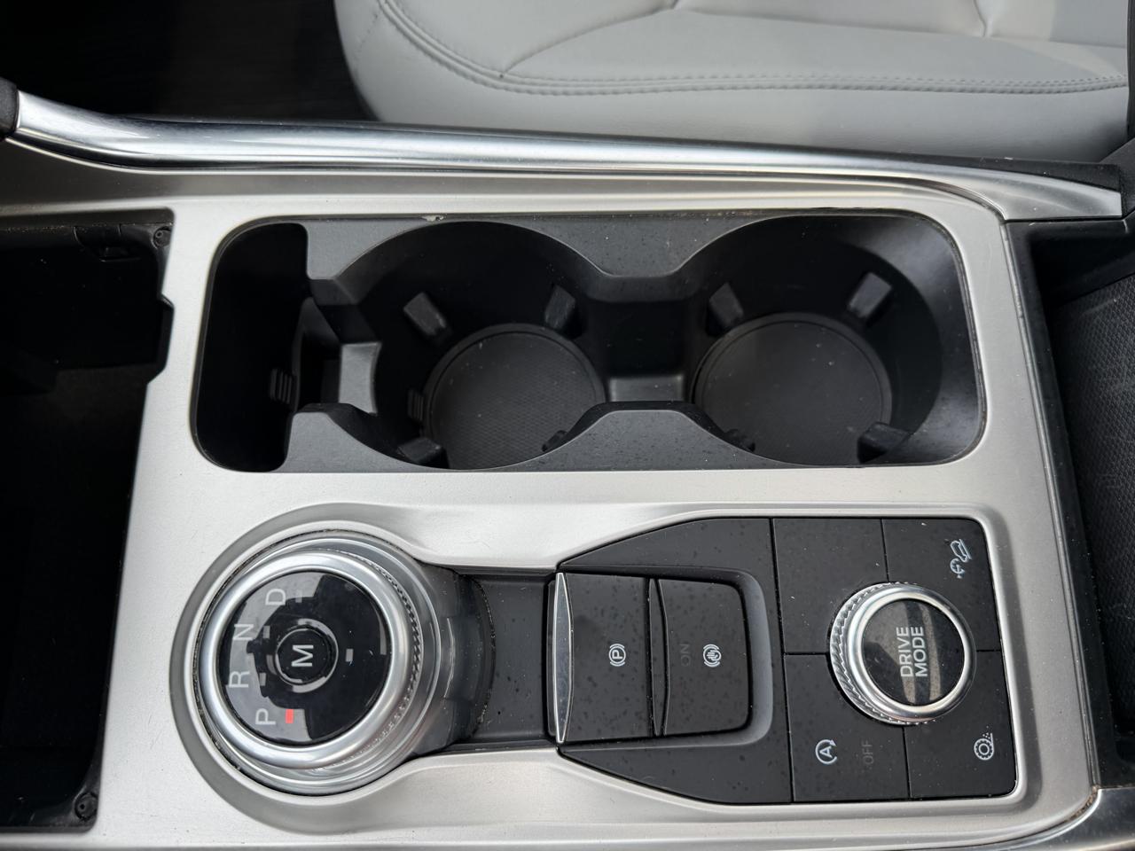 Ford Explorer XLT 4WD 2021