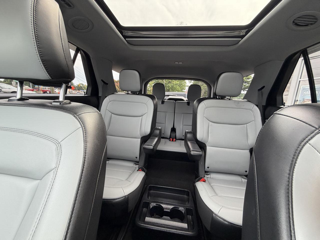 Ford Explorer XLT 4WD 2021