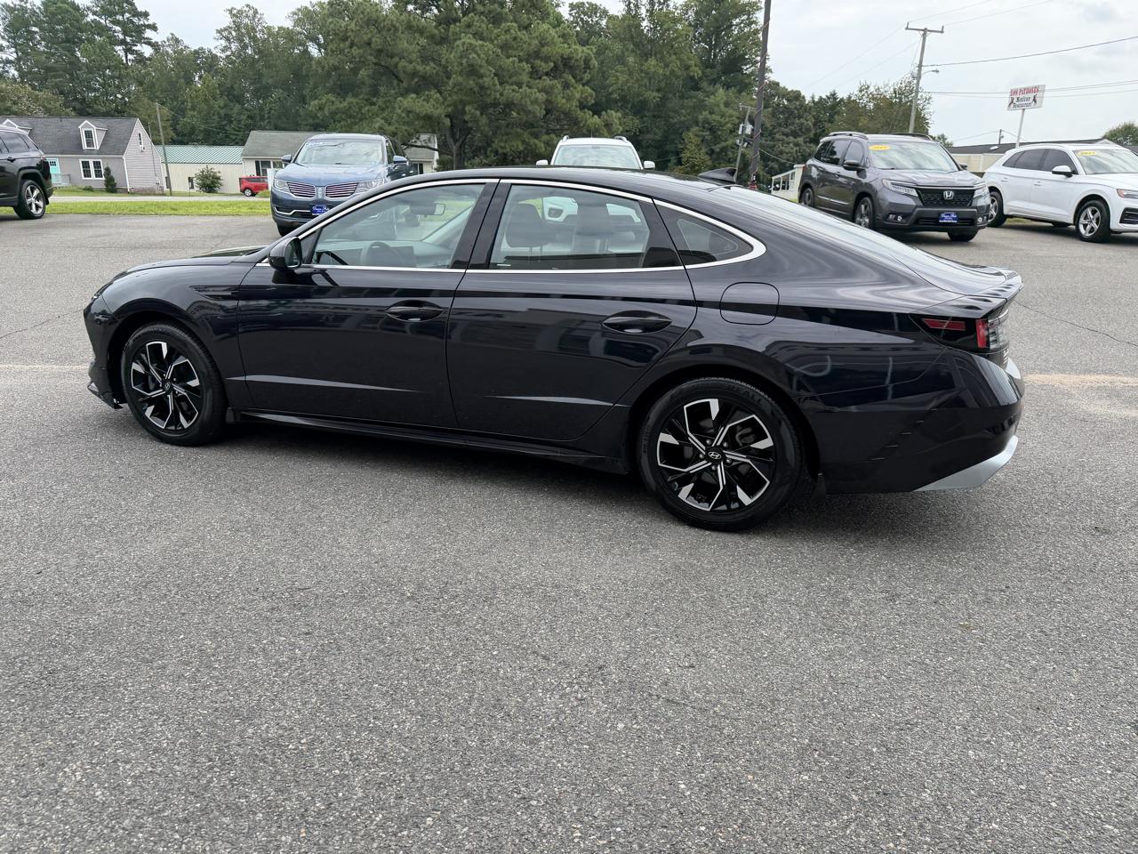 Hyundai Sonata SEL 2.5L FWD 2024