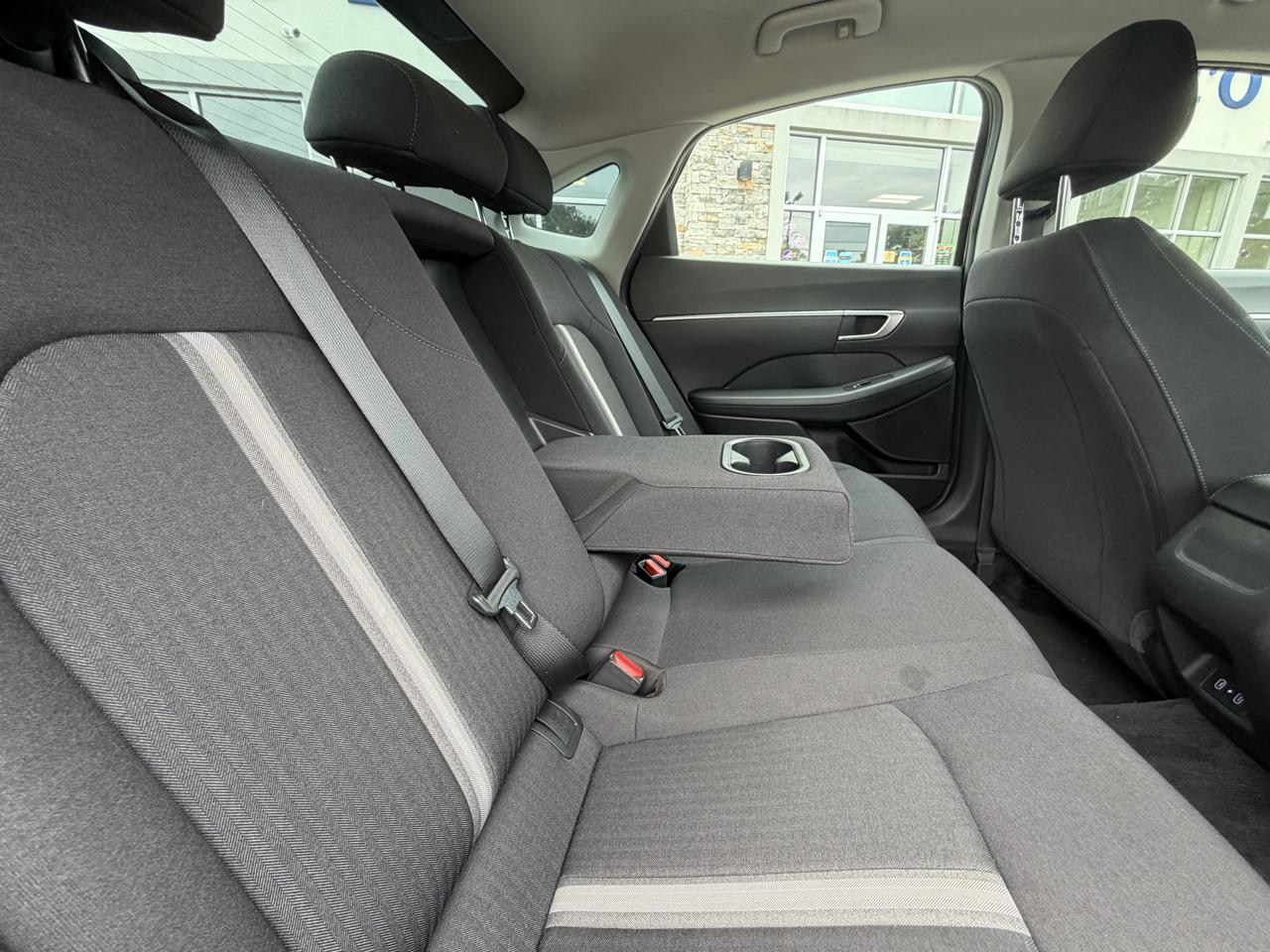 Hyundai Sonata SEL 2.5L FWD 2024