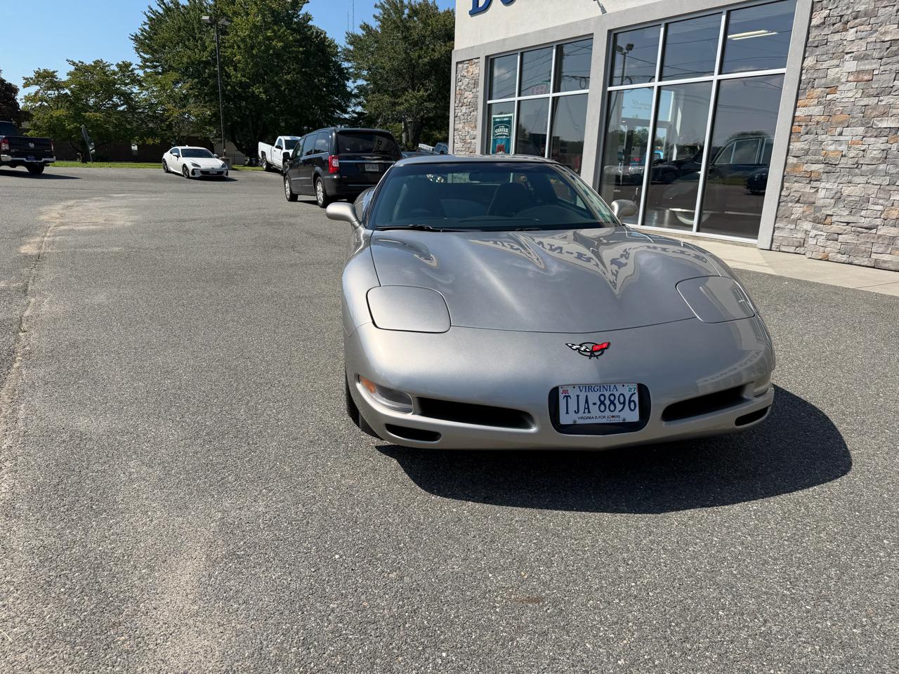 Chevrolet Corvette 2dr Cpe 2000