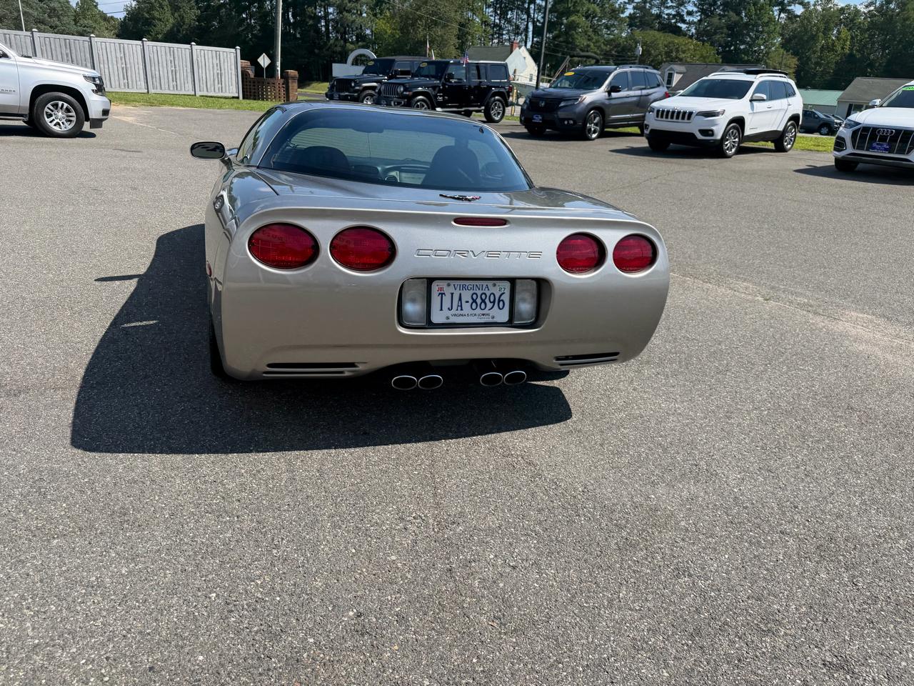 Chevrolet Corvette 2dr Cpe 2000