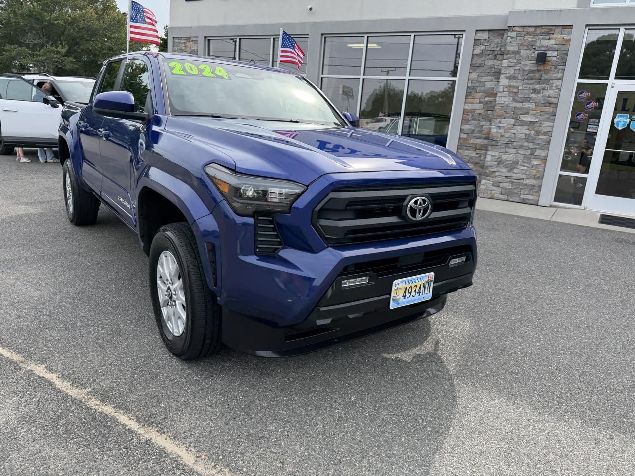 Toyota Tacoma 4WD SR5 Access Cab 6' Bed V6 AT (Natl) 2024