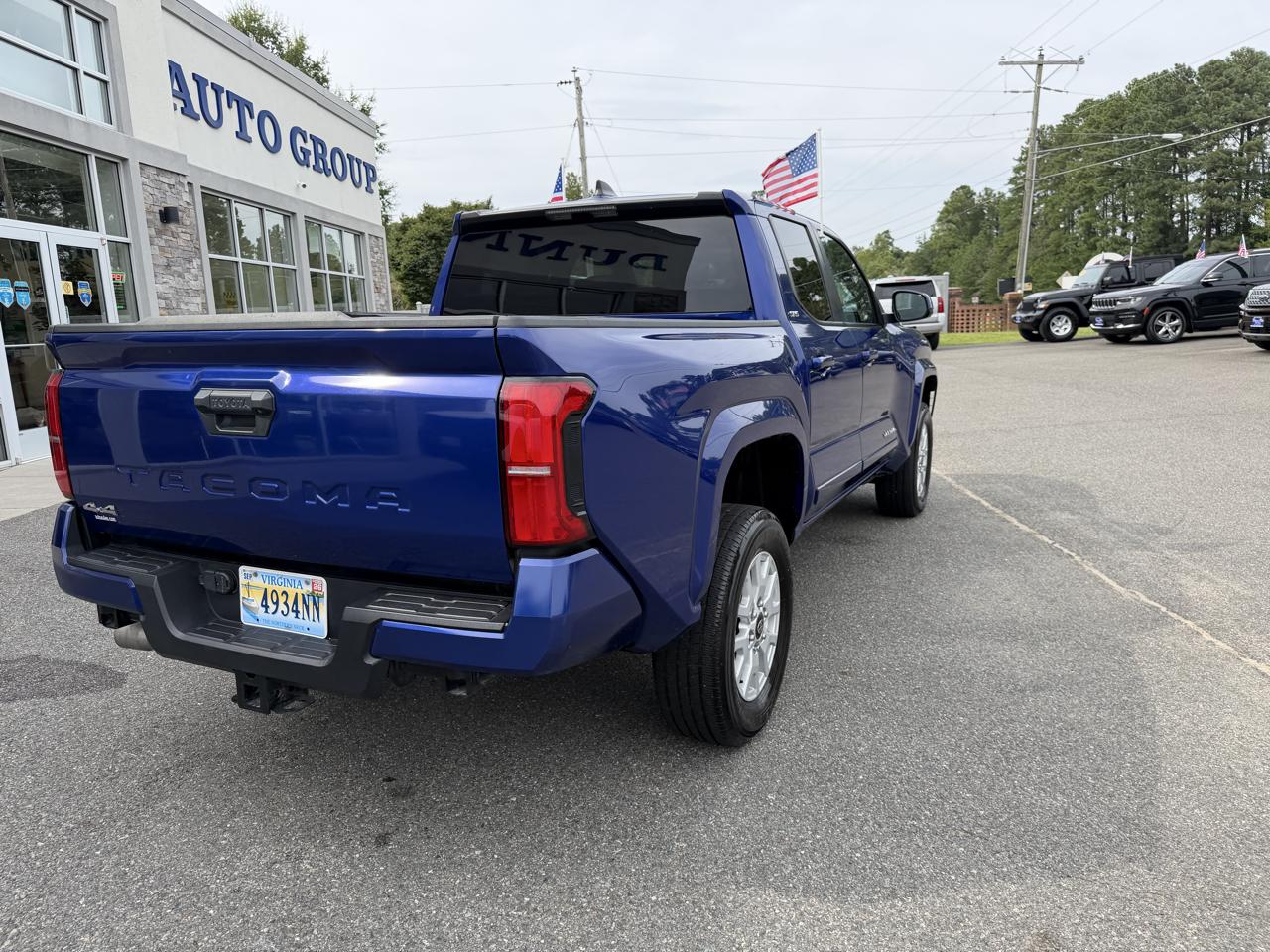 Toyota Tacoma 4WD SR5 Access Cab 6' Bed V6 AT (Natl) 2024