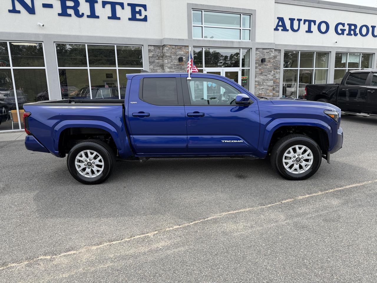 Toyota Tacoma 4WD SR5 Access Cab 6' Bed V6 AT (Natl) 2024