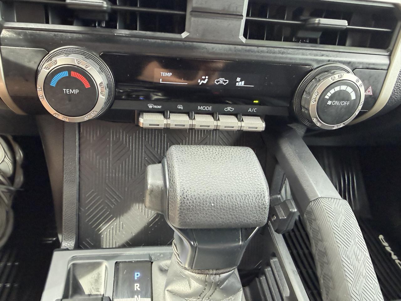 Toyota Tacoma 4WD SR5 Access Cab 6' Bed V6 AT (Natl) 2024