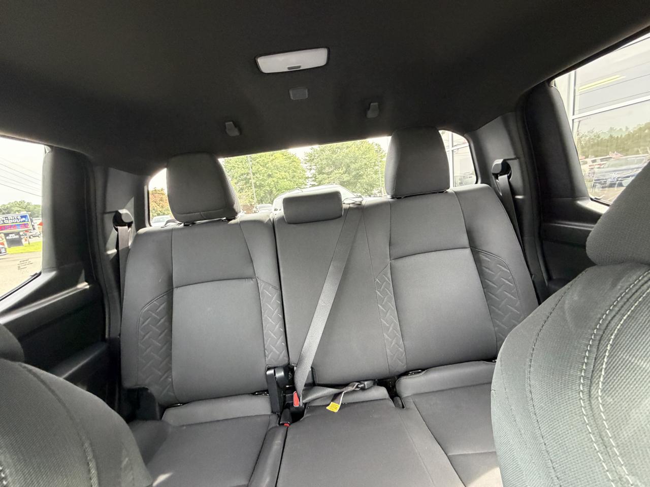 Toyota Tacoma 4WD SR5 Access Cab 6' Bed V6 AT (Natl) 2024