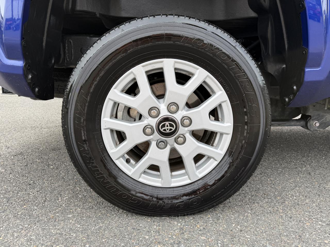 Toyota Tacoma 4WD SR5 Access Cab 6' Bed V6 AT (Natl) 2024