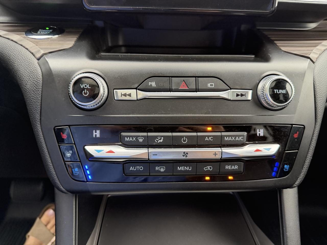 Ford Explorer Limited 4WD 2020