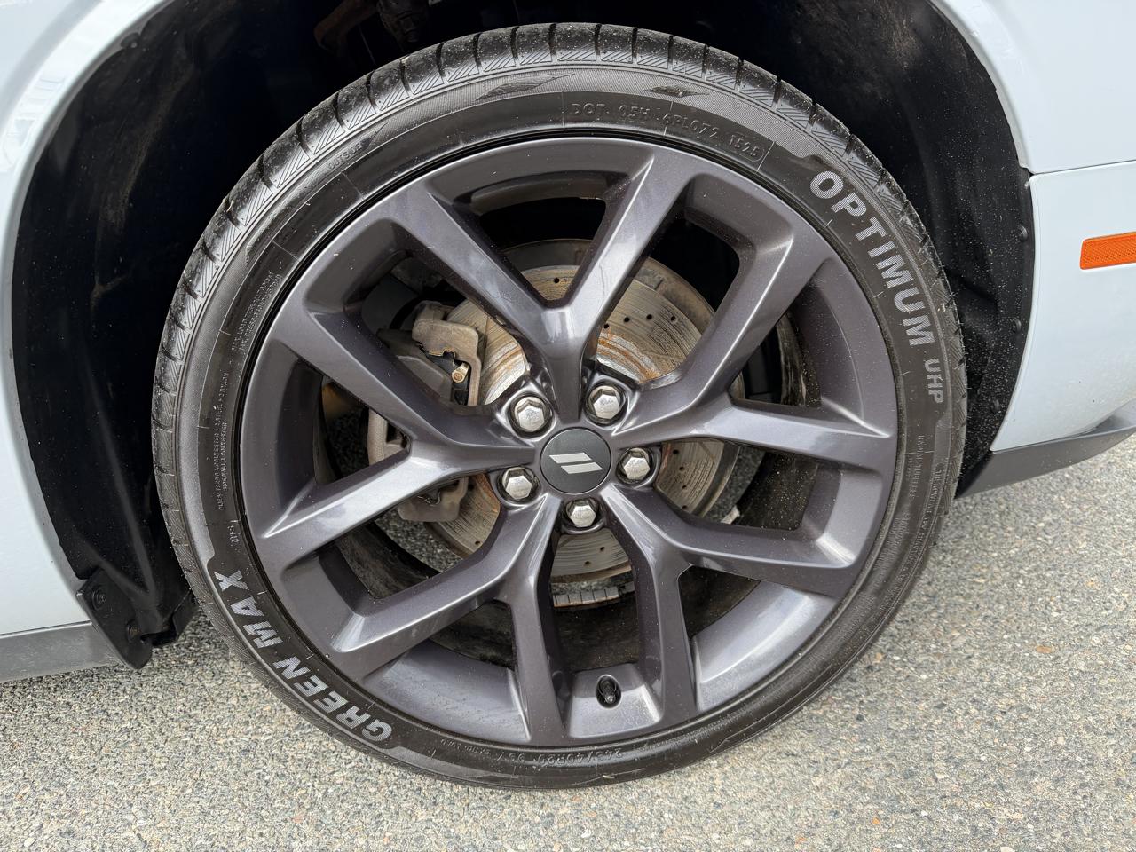 Dodge Challenger SXT RWD 2020