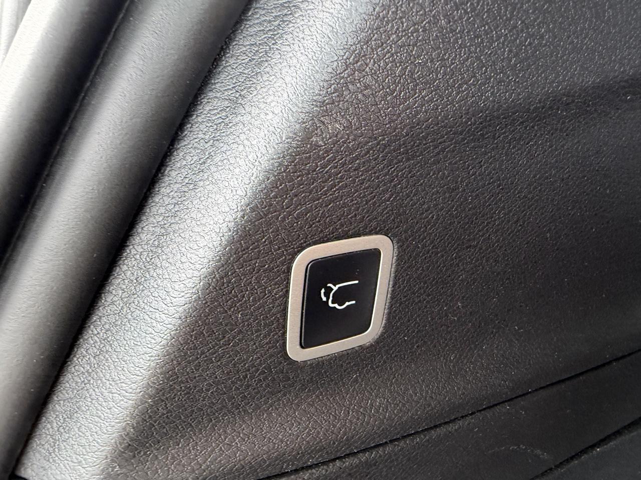 Chrysler Pacifica Select FWD 2025