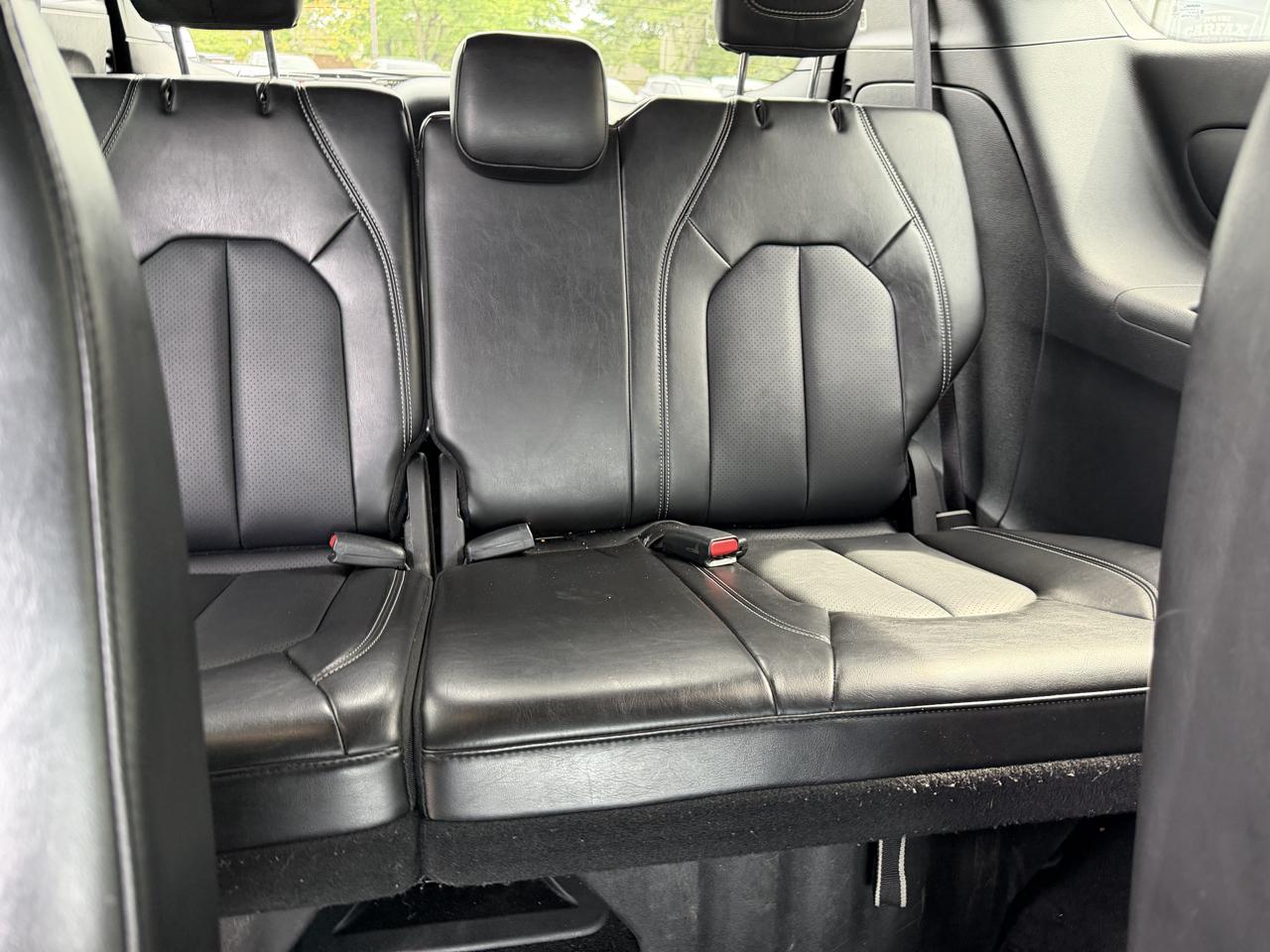 Chrysler Pacifica Select FWD 2025