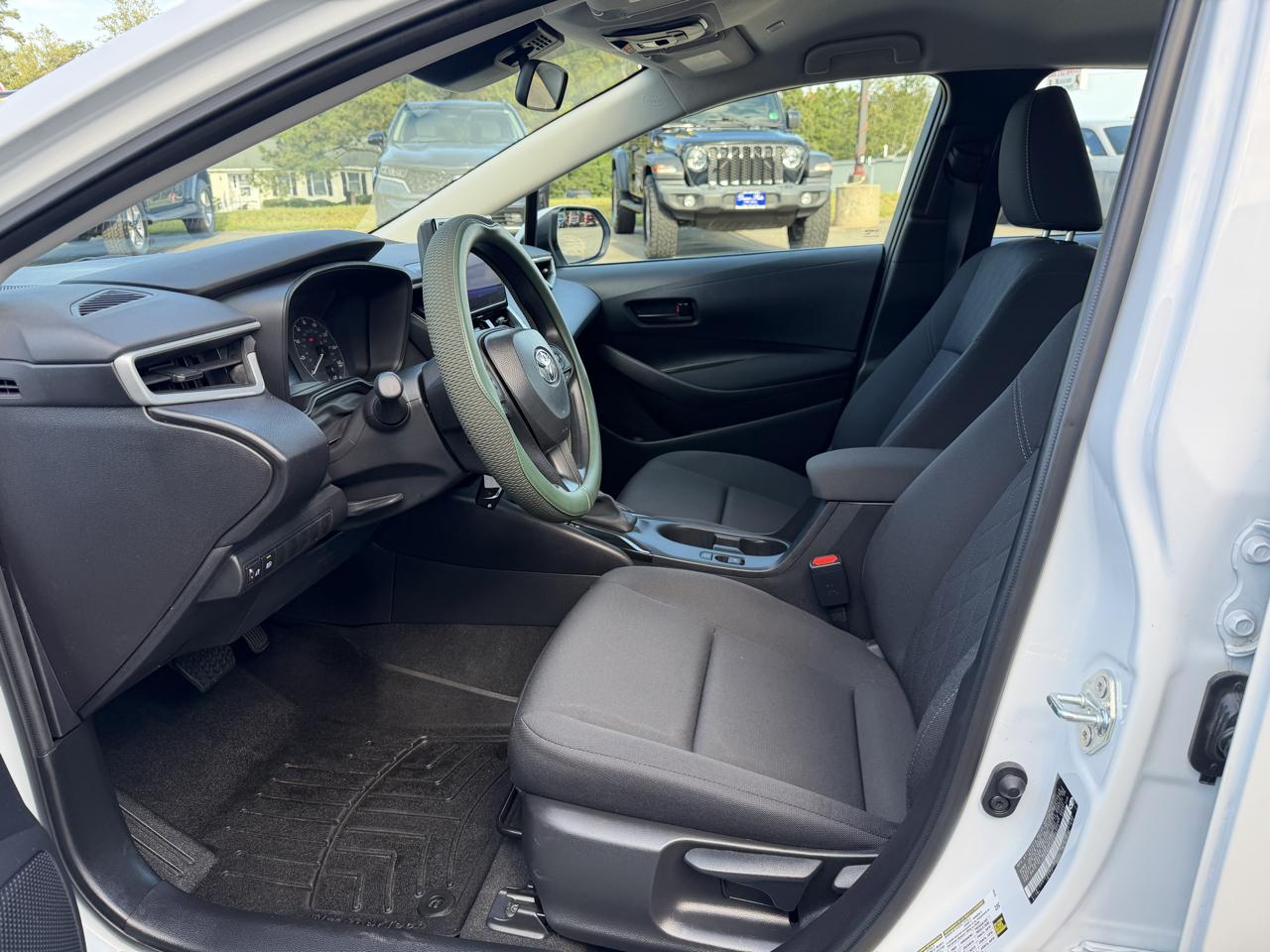 Toyota Corolla LE CVT (Natl) 2025