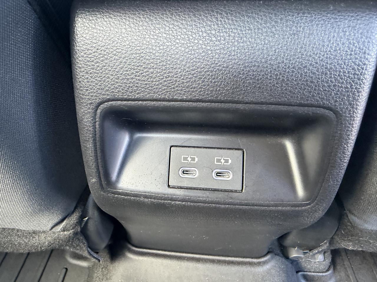 Toyota Corolla LE CVT (Natl) 2025