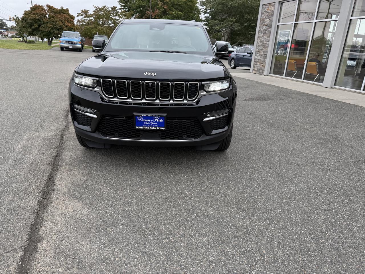 Jeep Grand Cherokee Limited 4x4 2023