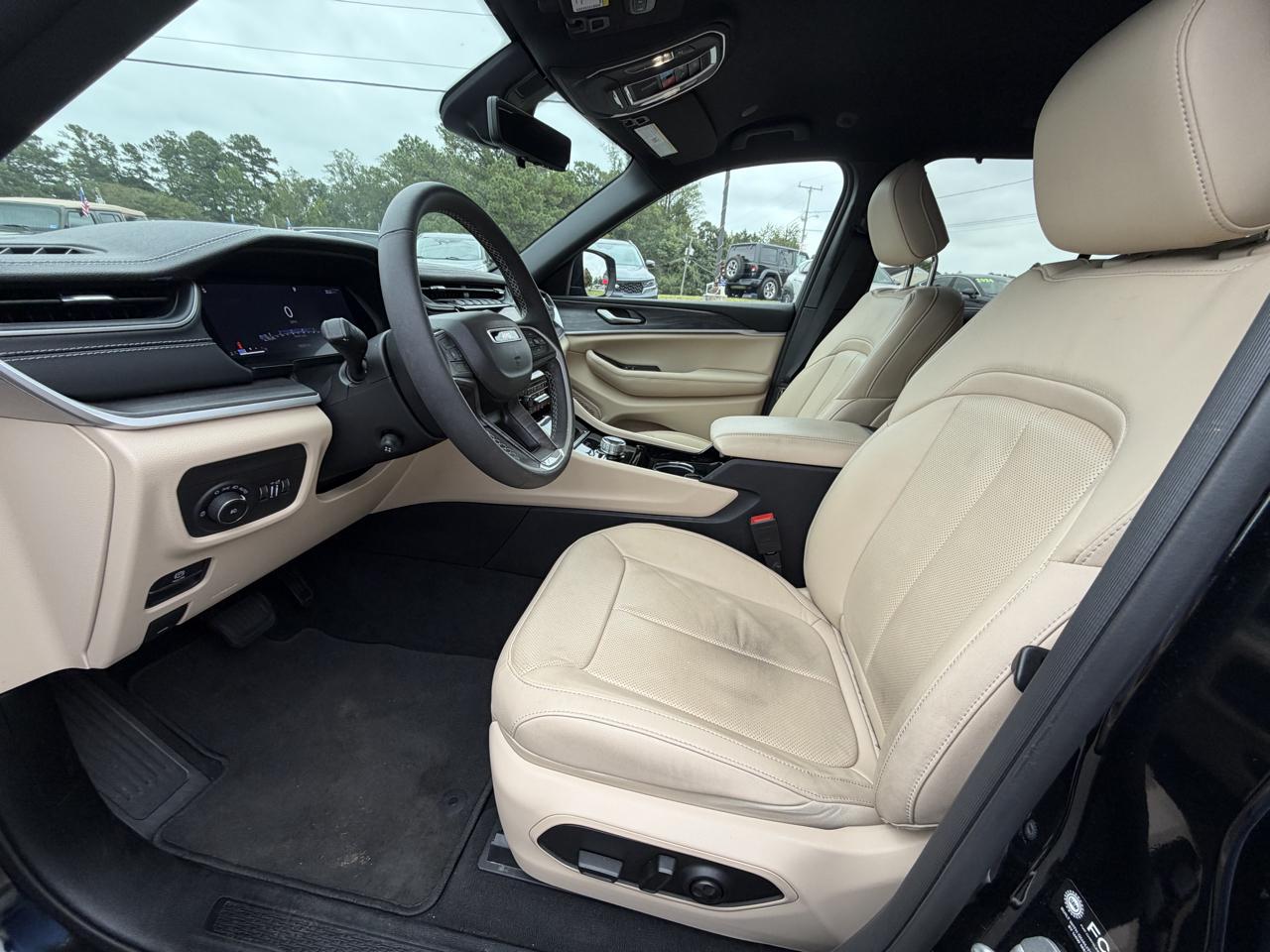 Jeep Grand Cherokee Limited 4x4 2023