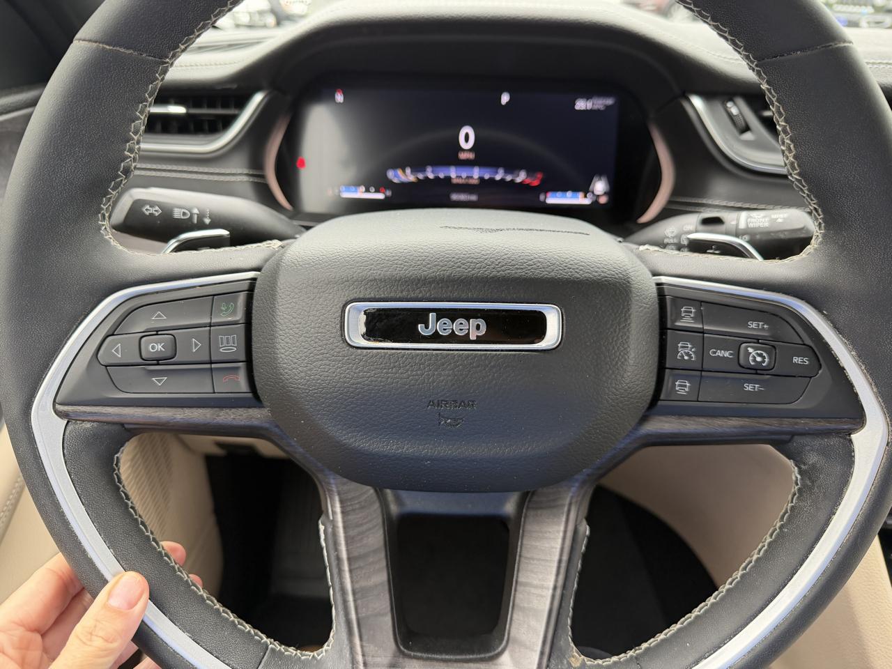 Jeep Grand Cherokee Limited 4x4 2023