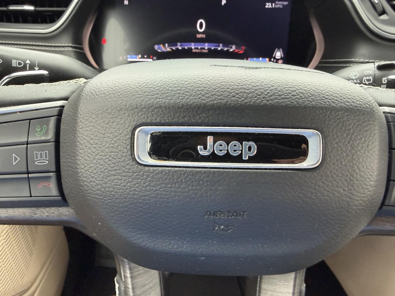 Jeep Grand Cherokee Limited 4x4 2023