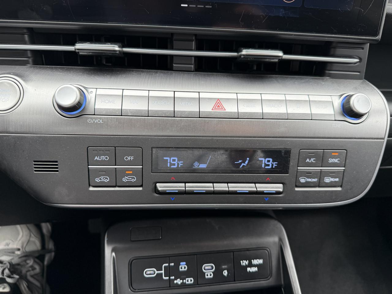Hyundai Kona SEL AWD 2024