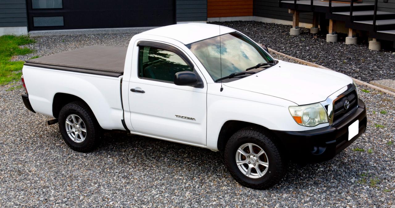 Toyota Tacoma 2WD Reg I4 MT (Natl) 2010