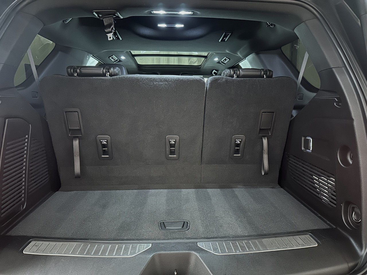 Chevrolet Tahoe  2021