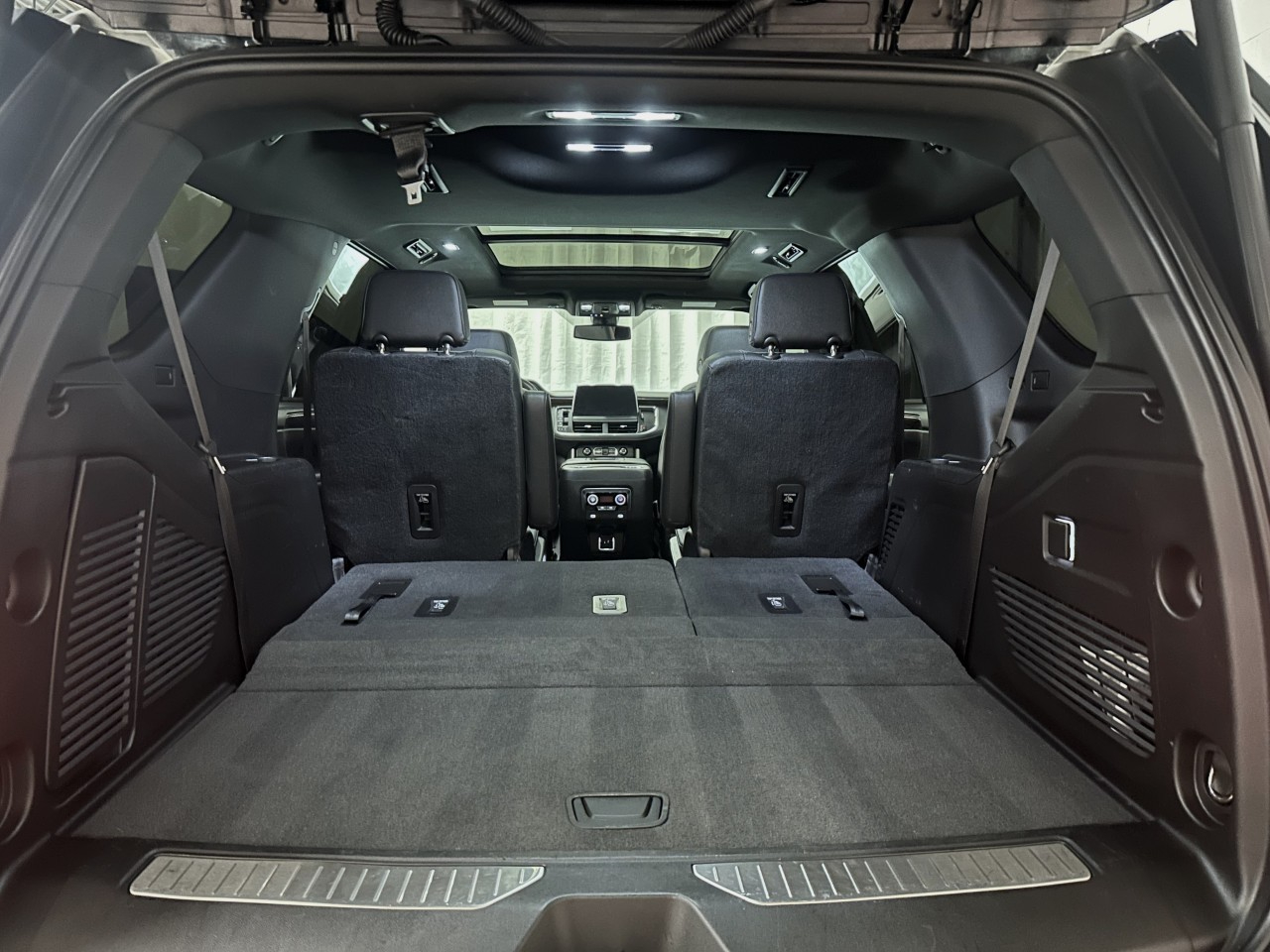 Chevrolet Tahoe  2021